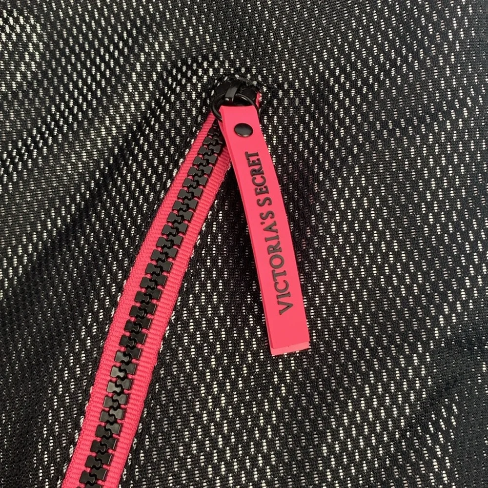 Victoria’s Secret Cinch Bag Black Bright Pink  Drawstrings 2 Zip Pockets